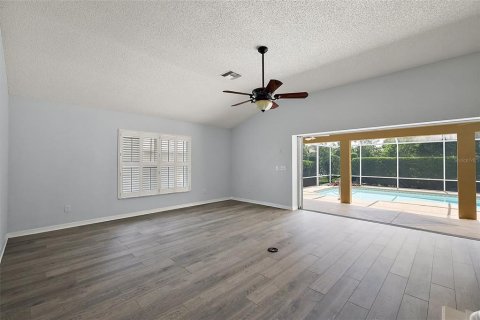 House in The Villages, Florida 3 bedrooms, 188.03 sq.m. № 1784746 - photo 2