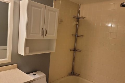 Condominio en venta en New Port Richey, Florida, 2 dormitorios, 93.65 m2 № 1733391 - foto 8