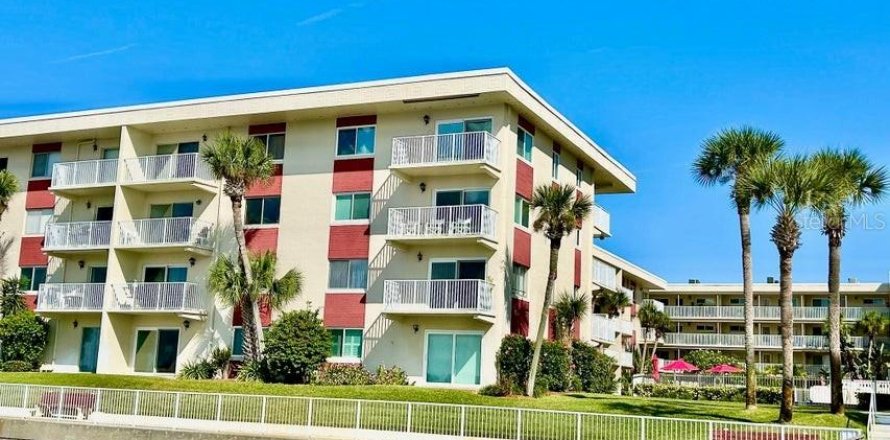 Condo à Daytona Beach, Floride, 1 chambre № 2206156
