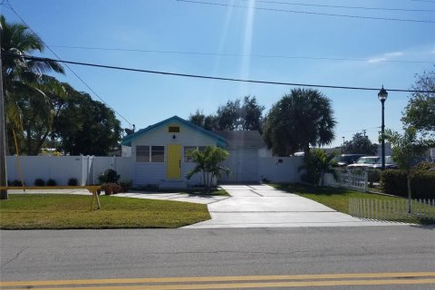 Villa ou maison à Oakland Park, Floride 2 chambres, 84.36 m2 № 2084406