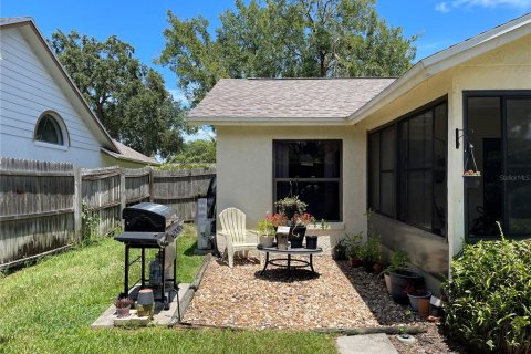 House in Port Orange, Florida 3 bedrooms, 152.08 sq.m. № 1820765 - photo 29