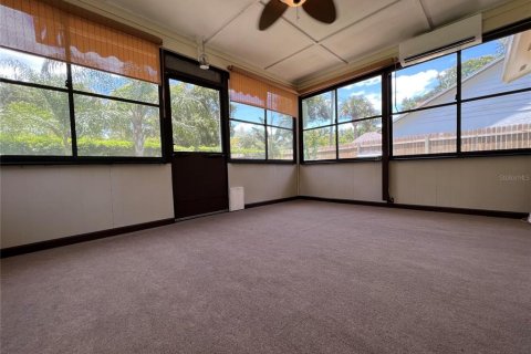 House in Port Orange, Florida 3 bedrooms, 152.08 sq.m. № 1820765 - photo 20