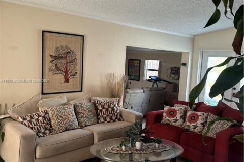 Villa ou maison à vendre à Homestead, Floride: 3 chambres, 145.39 m2 № 1941463 - photo 28