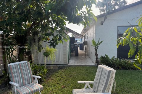 Villa ou maison à vendre à Homestead, Floride: 3 chambres, 145.39 m2 № 1941463 - photo 20