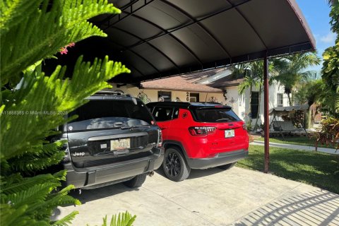 Villa ou maison à vendre à Homestead, Floride: 3 chambres, 145.39 m2 № 1941463 - photo 4