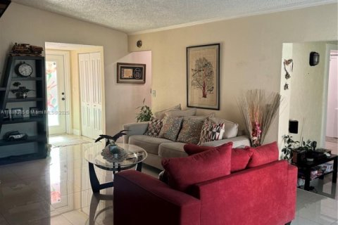 Villa ou maison à vendre à Homestead, Floride: 3 chambres, 145.39 m2 № 1941463 - photo 29