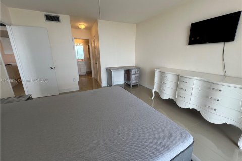 Condominio en venta en Miami, Florida, 1 dormitorio, 74.41 m2 № 1863198 - foto 16