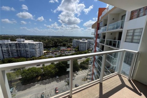 Condominio en venta en Miami, Florida, 1 dormitorio, 74.41 m2 № 1863198 - foto 12