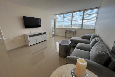 Condominio en venta en Miami, Florida, 1 dormitorio, 74.41 m2 № 1863198 - foto 8