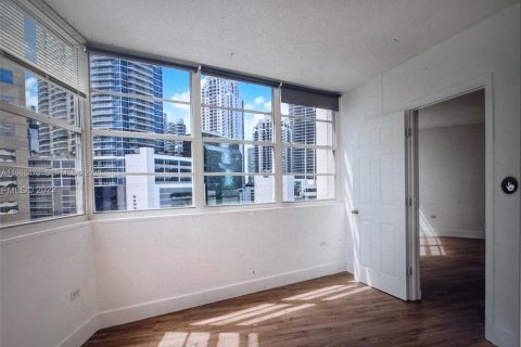 Copropriété à louer à Miami, Floride: 2 chambres № 2048202 - photo 9