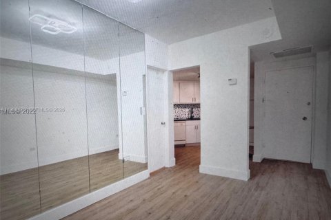 Copropriété à louer à Miami, Floride: 2 chambres № 2048202 - photo 4