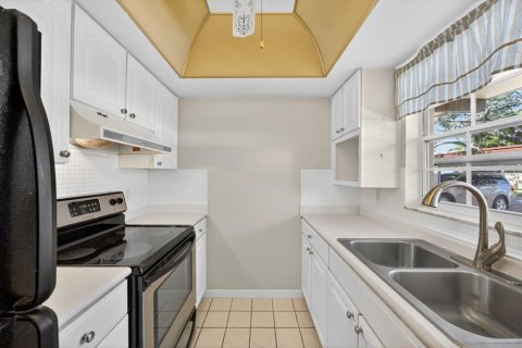 House in Dunedin, Florida 1 bedroom, 59.92 sq.m. № 1853425 - photo 7