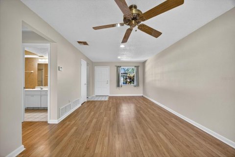 House in Dunedin, Florida 1 bedroom, 59.92 sq.m. № 1853425 - photo 5