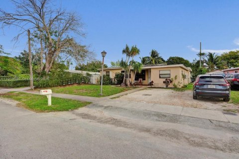 Villa ou maison à West Park, Floride 3 chambres, 139.73 m2 № 2020258