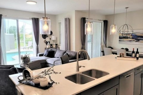 Adosado en venta en Davenport, Florida, 4 dormitorios, 177.81 m2 № 1760204 - foto 12