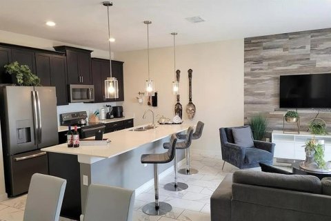 Adosado en venta en Davenport, Florida, 4 dormitorios, 177.81 m2 № 1760204 - foto 14