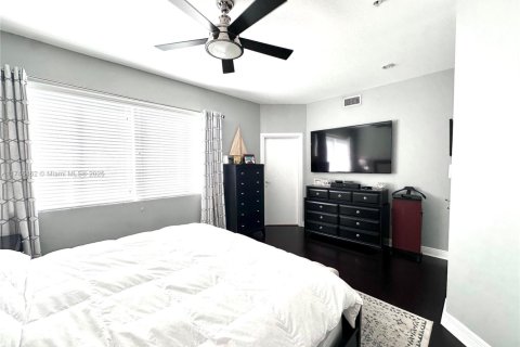 Townhouse in Fort Lauderdale, Florida 3 bedrooms, 147.34 sq.m. № 1705599 - photo 11