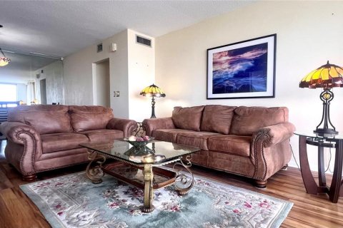 Купить кондоминиум в Клируотер, Флорида 8 комнат, 117.89м2, № 2208228 - фото 8