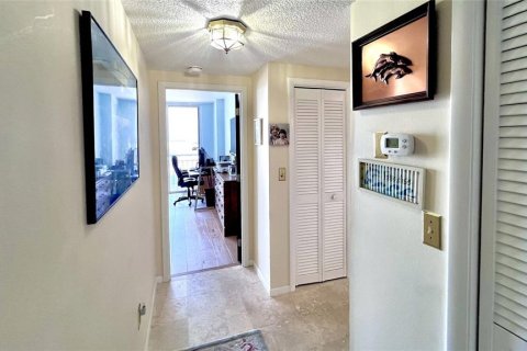 Купить кондоминиум в Клируотер, Флорида 8 комнат, 117.89м2, № 2208228 - фото 5