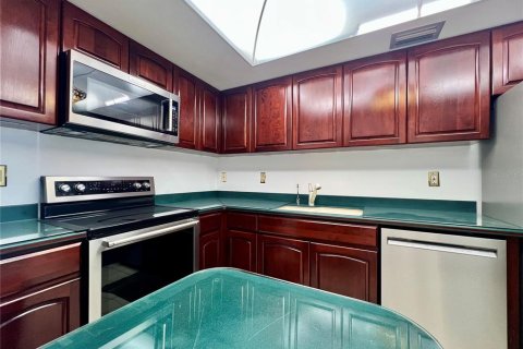 Купить кондоминиум в Клируотер, Флорида 8 комнат, 117.89м2, № 2208228 - фото 10