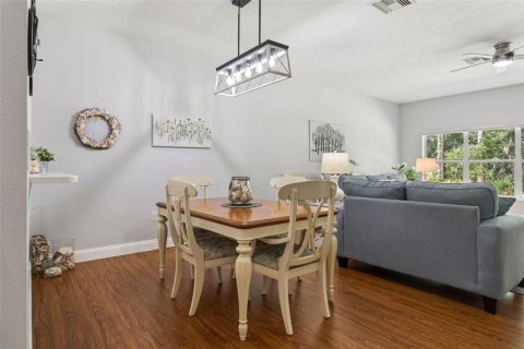 Villa ou maison à vendre à Palm Harbor, Floride: 2 chambres, 138.05 m2 № 2399299 - photo 4