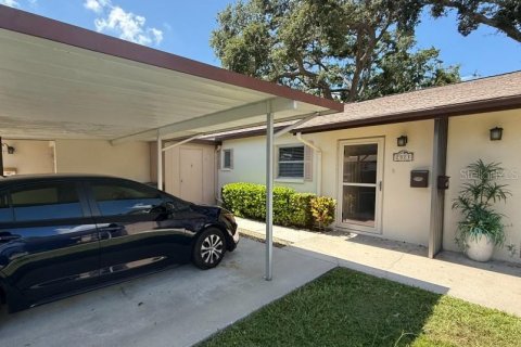 Condo in Sarasota, Florida, 1 bedroom  № 1910049 - photo 3