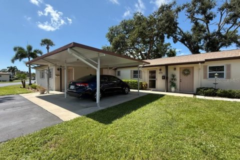 Condo in Sarasota, Florida, 1 bedroom  № 1910049 - photo 1