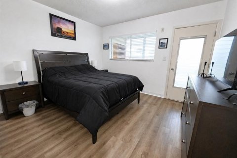 Copropriété à louer à Seminole, Floride: 2 chambres, 81.2 m2 № 2329827 - photo 9