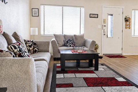 Copropriété à louer à Seminole, Floride: 2 chambres, 81.2 m2 № 2329827 - photo 5