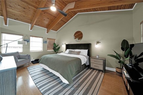 House in Cutler Bay, Florida 3 bedrooms, 178.28 sq.m. № 1967044 - photo 4