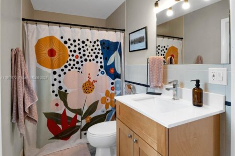 House in Cutler Bay, Florida 3 bedrooms, 178.28 sq.m. № 1967044 - photo 21