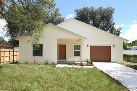 Casa en venta en Tampa, Florida, 3 dormitorios, 163.97 m2 № 2359245 - foto 2