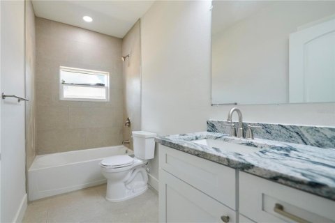 Casa en venta en Tampa, Florida, 3 dormitorios, 163.97 m2 № 2359245 - foto 26