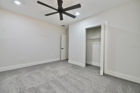 Casa en venta en Tampa, Florida, 3 dormitorios, 163.97 m2 № 2359245 - foto 29