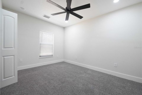 Casa en venta en Tampa, Florida, 3 dormitorios, 163.97 m2 № 2359245 - foto 28