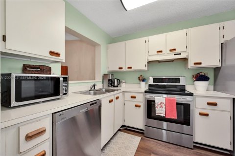 Condominio en venta en Boca Raton, Florida, 2 dormitorios, 84.73 m2 № 2067467 - foto 6