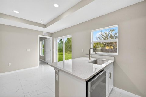 Villa ou maison à vendre à Lehigh Acres, Floride: 3 chambres, 113.53 m2 № 2144102 - photo 9