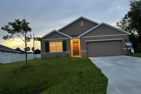 Villa ou maison à Port St. Lucie, Floride 4 chambres, 169.73 m2 № 2273421