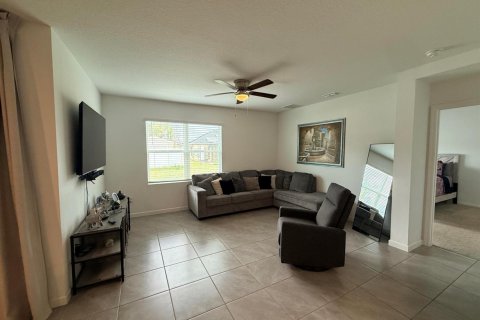 Villa ou maison à vendre à Port St. Lucie, Floride: 4 chambres, 169.73 m2 № 2273421 - photo 10
