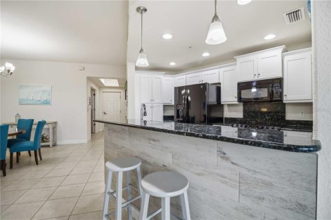 Condo in Palmetto, Florida, 2 bedrooms  № 2222997 - photo 23