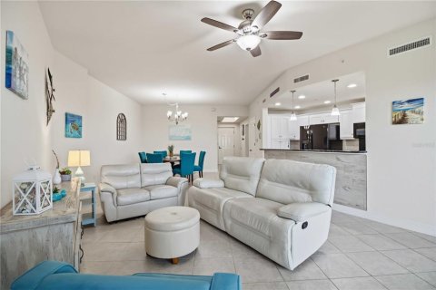 Condo in Palmetto, Florida, 2 bedrooms  № 2222997 - photo 19