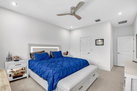 Townhouse in Lake Worth, Florida 3 bedrooms, 155.52 sq.m. № 2246307 - photo 16