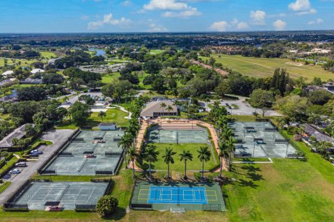 Villa ou maison à louer à Wellington, Floride: 3 chambres, 231.7 m2 № 1061385 - photo 1