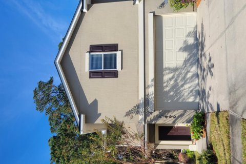 Condominio en alquiler en St. Johns, Florida, 3 dormitorios, 155.43 m2 № 853448 - foto 1