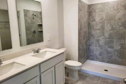 Casa en alquiler en Kissimmee, Florida, 3 dormitorios, 146.79 m2 № 1881364 - foto 5