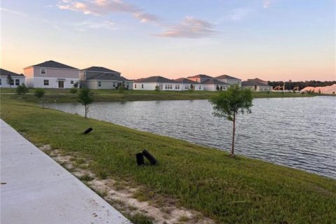Casa en alquiler en Kissimmee, Florida, 3 dormitorios, 146.79 m2 № 1881364 - foto 11