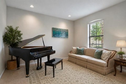 House in BELLALAGO in Kissimmee, Florida 3 bedrooms, 231.7 sq.m. № 2207636 - photo 5