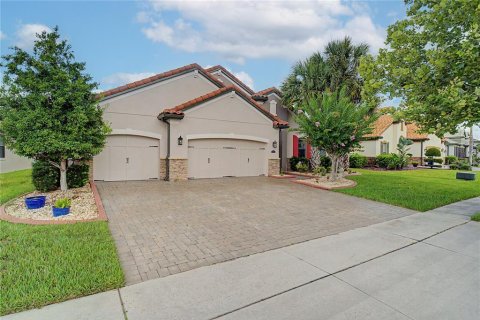 House in BELLALAGO in Kissimmee, Florida 3 bedrooms, 231.7 sq.m. № 2207636
