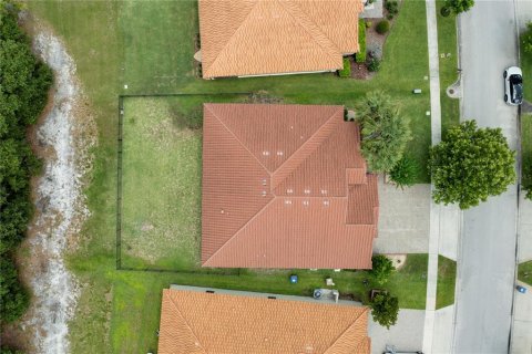 House in BELLALAGO in Kissimmee, Florida 3 bedrooms, 231.7 sq.m. № 2207636 - photo 28
