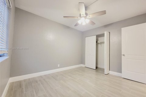 Condominio en alquiler en Lauderhill, Florida, 2 dormitorios № 2010649 - foto 7